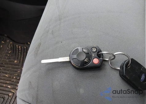 2016 Ford Escape Se z USA, uszkodzony, nr VIN 1FMCU9GX2GUB29946